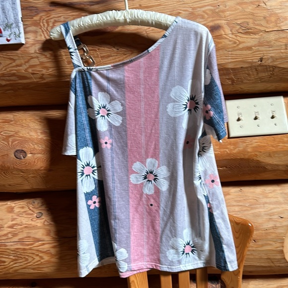 Just a simple shirt dropped shoulder - Picture 2 of 3